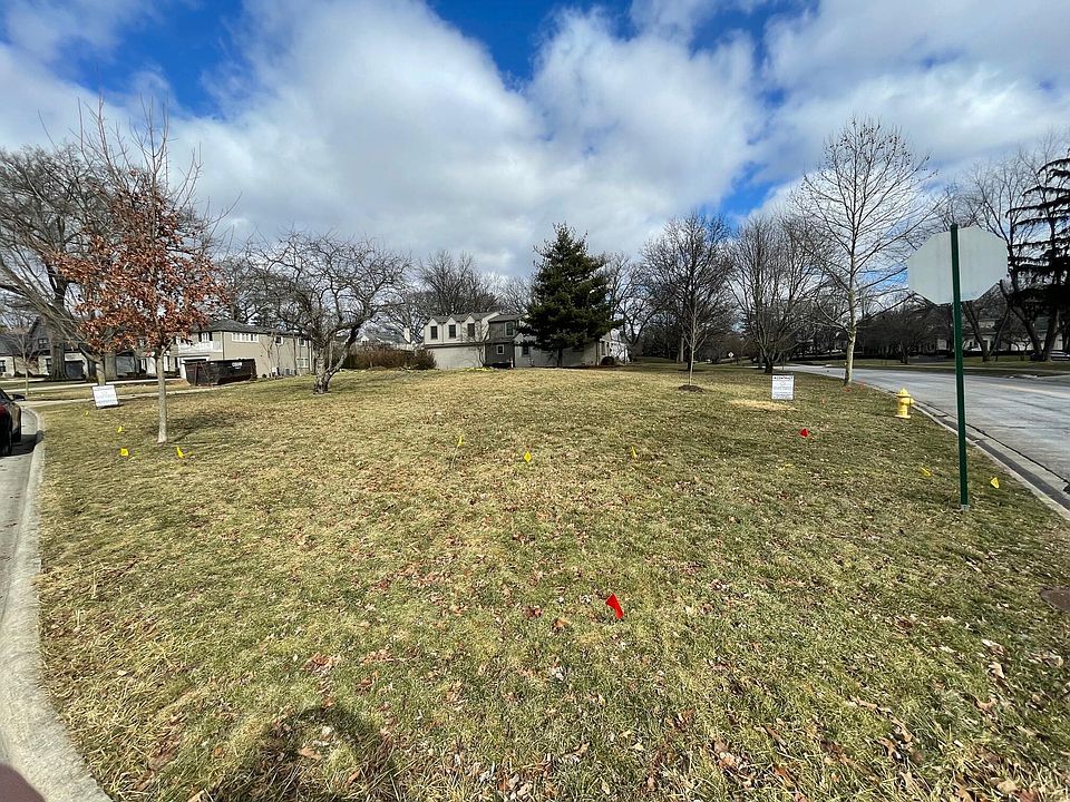 2nd image of 2396 Club Rd