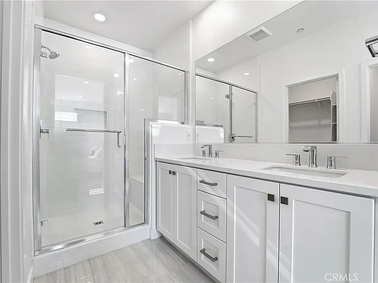 1637 W Lincoln Ave #103 — Photo 13