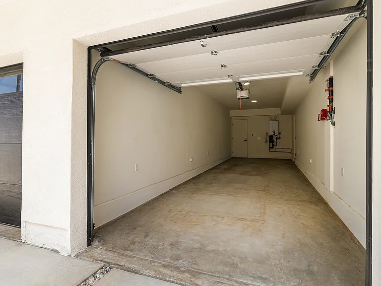 5351 Virginia Ave — Photo 20