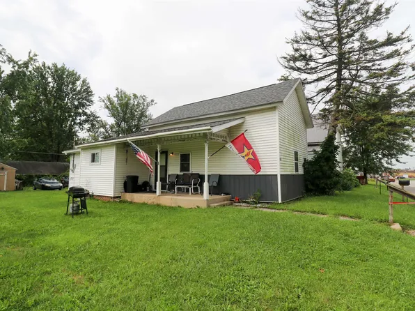 320 E Water St, Hartford City, IN 47348