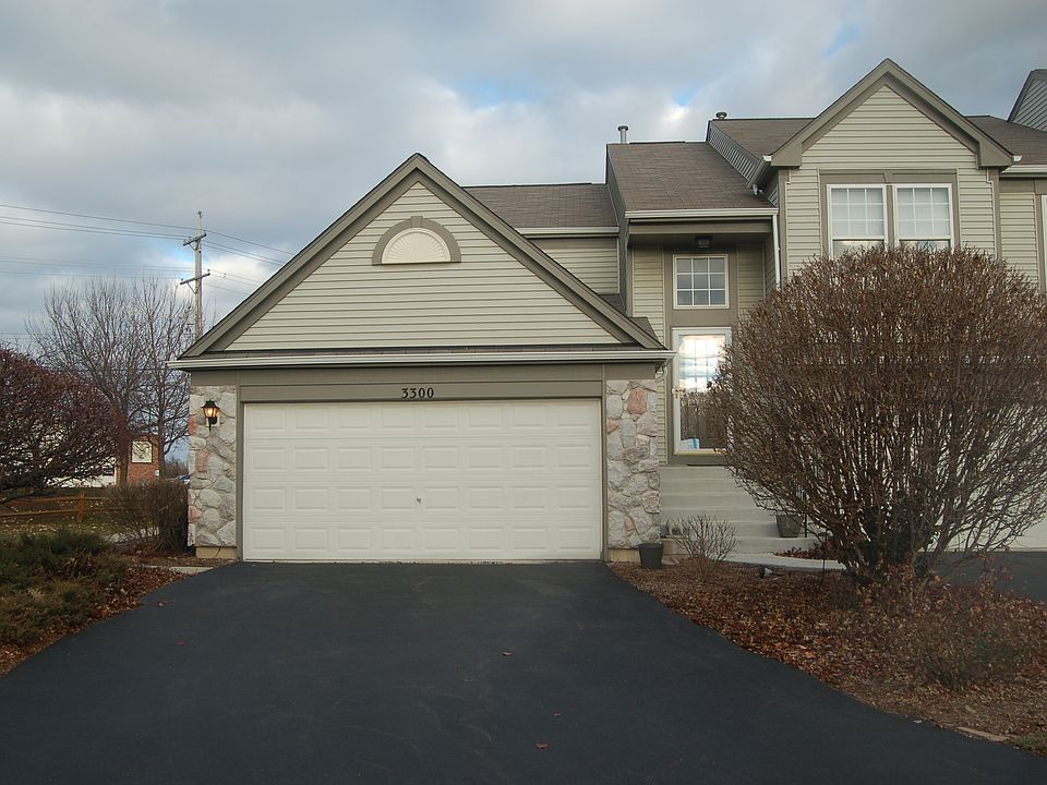 1st image of 3300 Bromley Ln