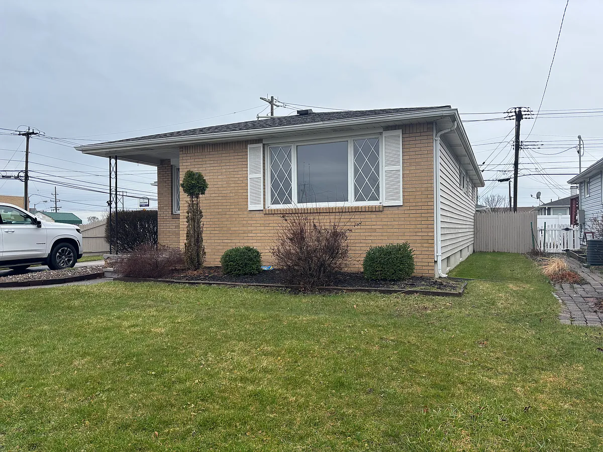 Building Photo - 4 Banko Dr