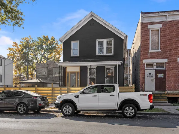 3455 W Walnut St, Chicago, IL 60624