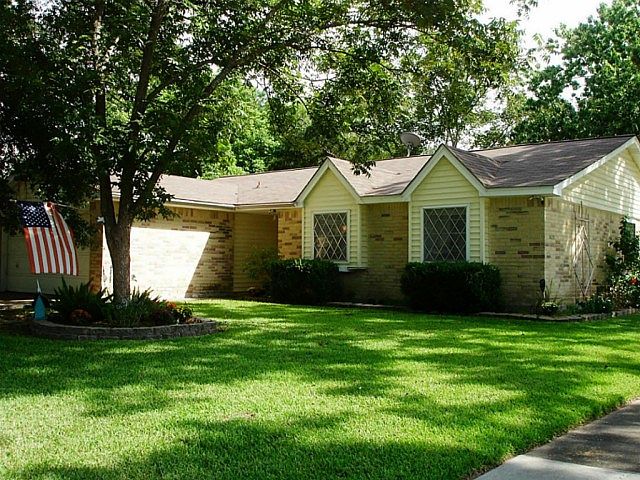1st image of 24031 Nomini Hall Ln