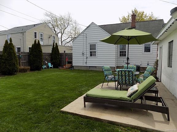 4th image of 174 Lindsay Pl