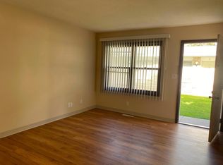 327 E 7th St #7, Ames, IA 50010