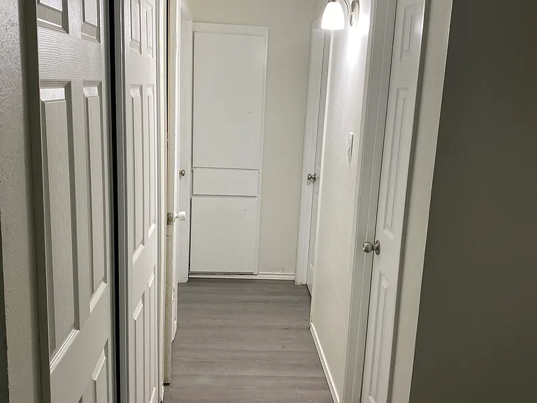 1104 Glenn Dr — Photo 11