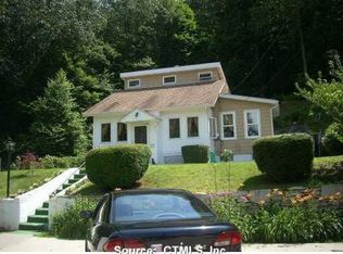 472 Pleasant St, Willimantic, CT 06226