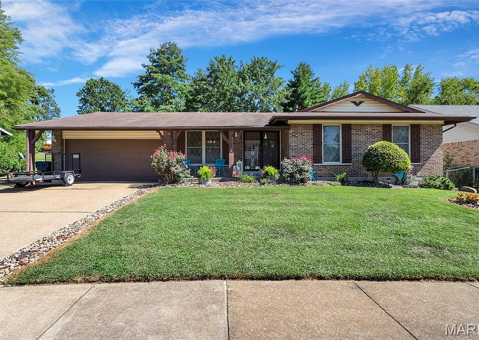 1st image of 3830 Arbre Ln