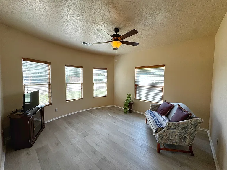 5317 Southfort Dr SW — Photo 18
