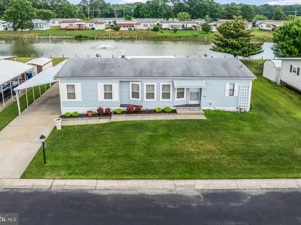 348 S Puritan Dr, Buena, NJ 08310