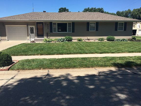 Beautifully Landscaped Ranch