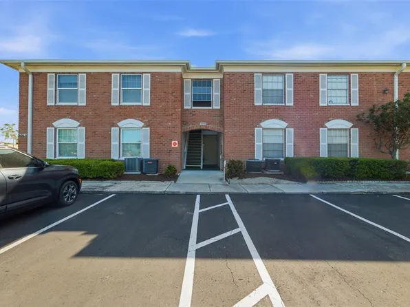 3810 37th St S APT 63, Saint Petersburg, FL 33711