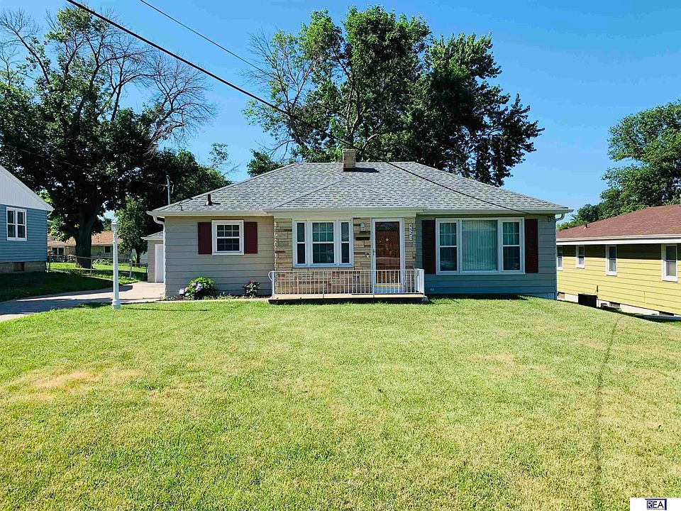 4521 A St, Omaha, NE 68106 | Zillow