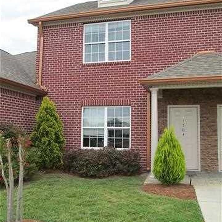 1st image of 1700 Professional Park Dr NW