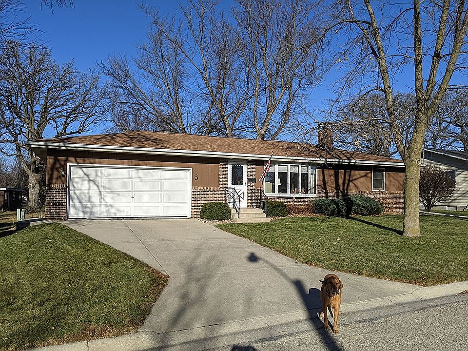 1st image of 306 S 9th Ave W
