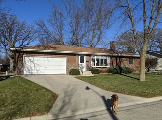 306 S 9th Ave W, Lake Mills, IA 50450