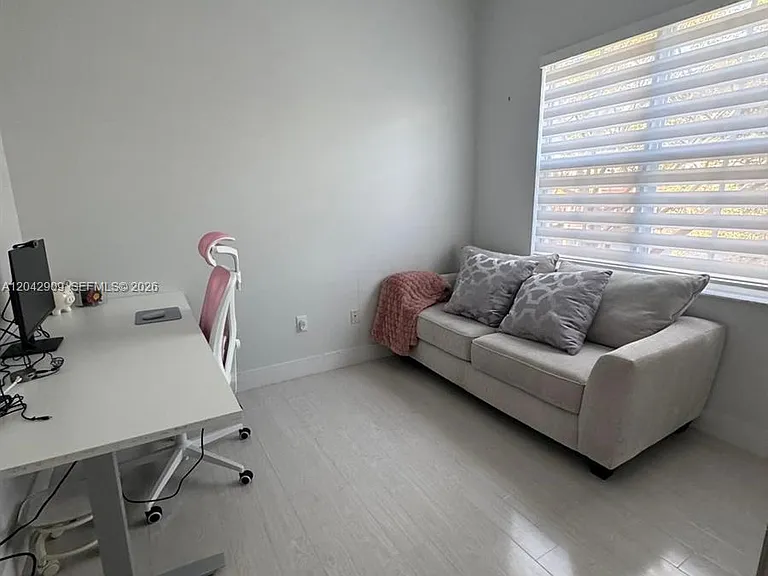 4602 SW 160th Ave #521 — Photo 7