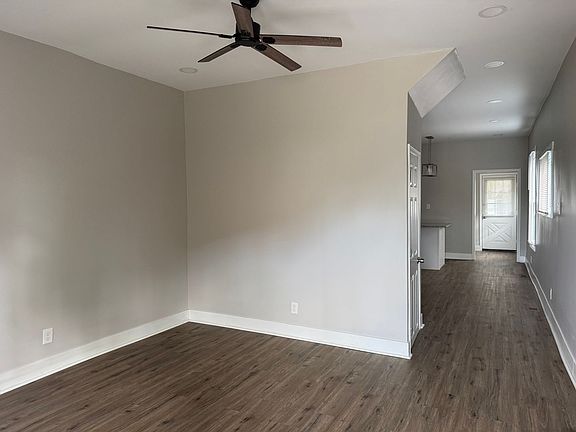 2nd image of 204-206 E Woodrow Ave