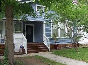 1st image of 828 Elmwood St