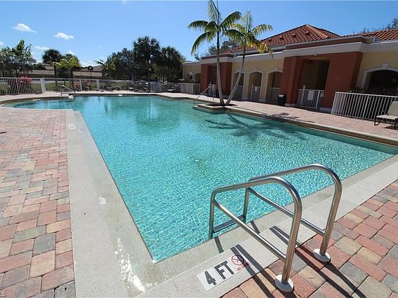 2nd image of 13140 Bella Casa Cir APT 3159