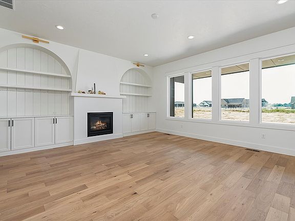 Oakmont Custom Homes - Previous Build