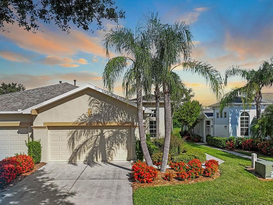 1st image of 1226 LYNDHURST GREENS DRIVE #11