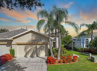 1226 Lyndhurst Greens Dr #11, Sun City Center, FL 33573