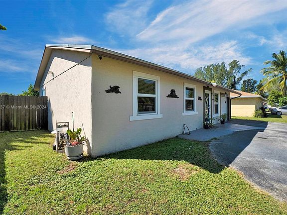 3rd image of 8240 SW 5th St