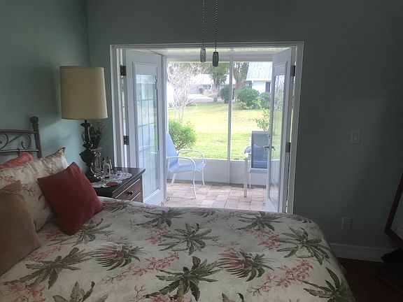 3rd image of 3375 E Dorchester Dr