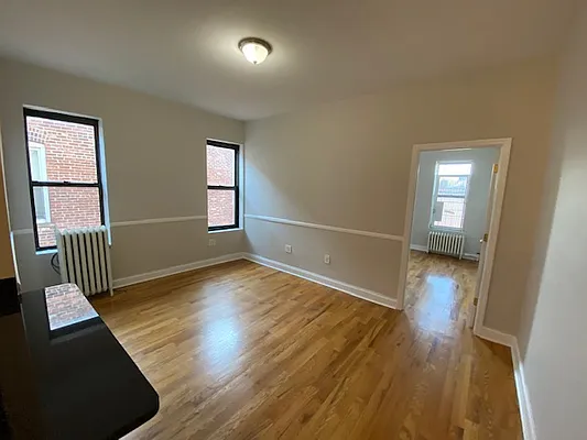 Rented by Mdays Realty | media 49