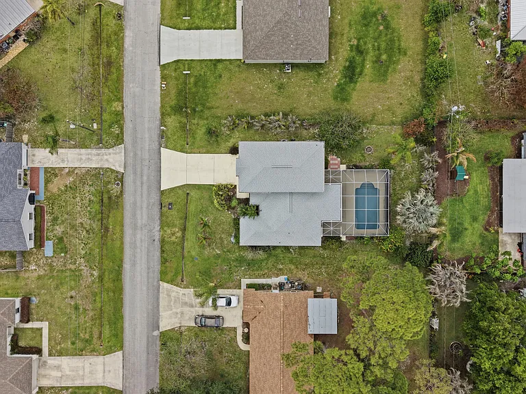 1707 SE Manth Ln — Photo 35
