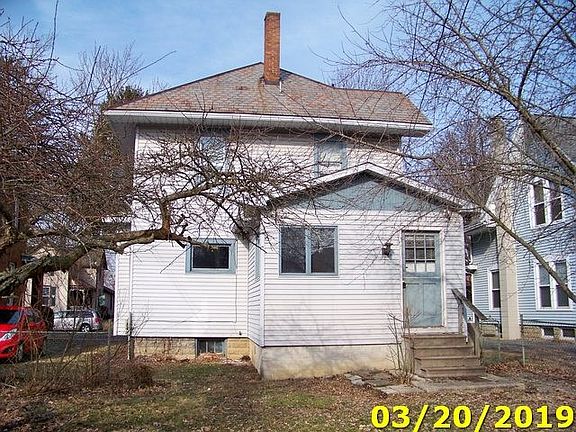 5th image of 824 S Walnut St