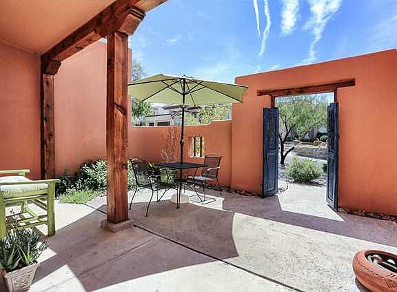2nd image of 1025 Calle Parque Dr