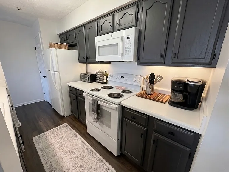 728 Jupiter Hills Ct — Photo 6