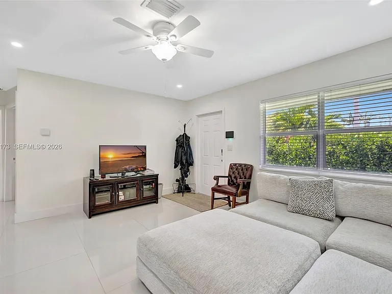 1500 SW 6th Ave #1500 — Photo 10