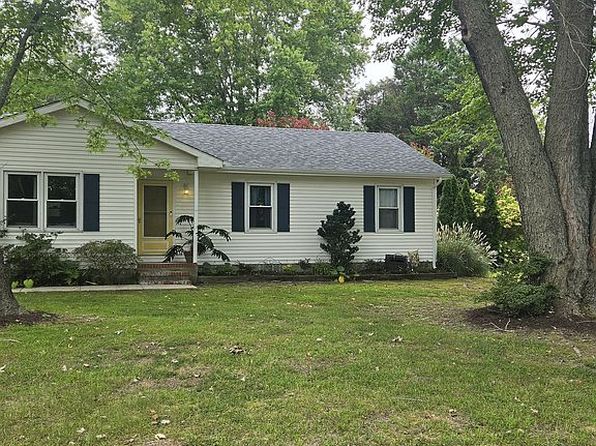 1507 May Dr
