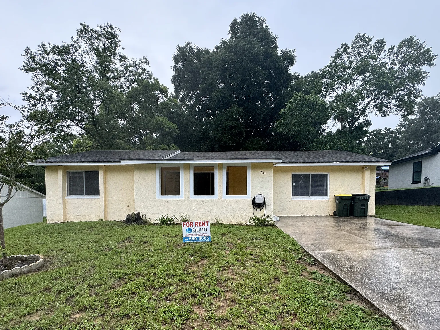 Nice 3 bd 2 bath Single Family Home — Photo 1
