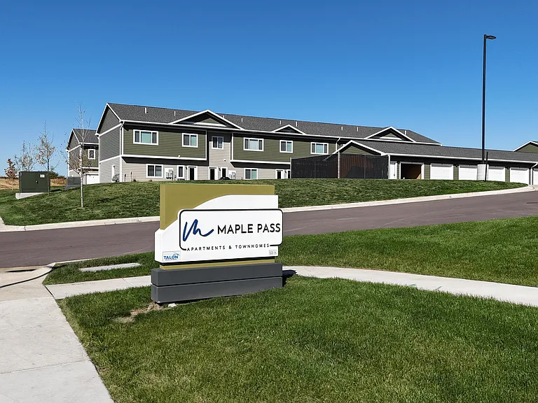 Maple Pass Apartments and Townhomes in Hartford, SD — Photo 32