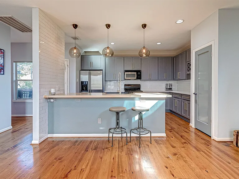 4308 Lillian St #A — Photo 24