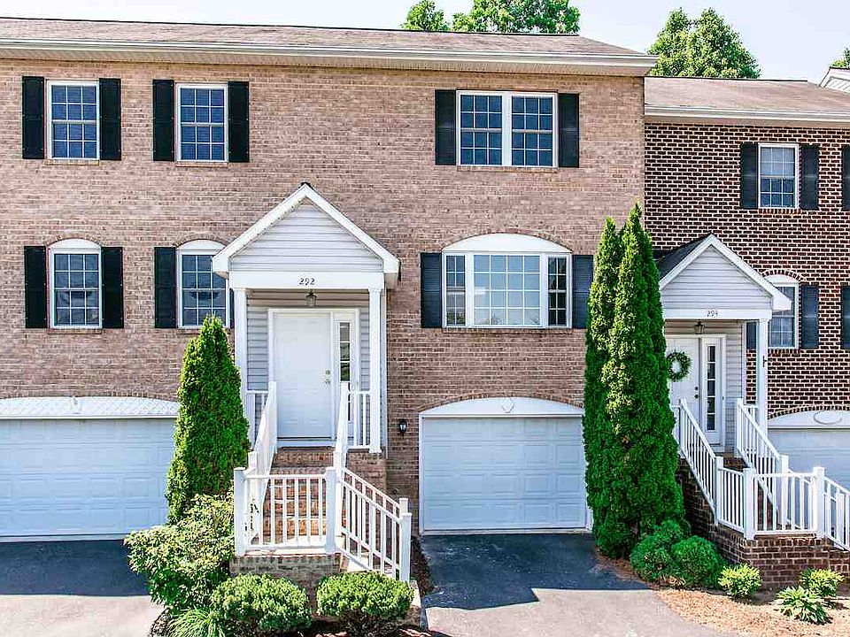 1st image of 292 Emerald Dr