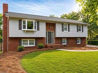 1492 Cedar Fork Rd, Clemmons, NC 27012