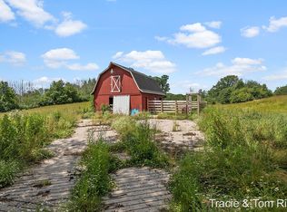 2305 Leffingwell Ave NE, Grand Rapids, MI 49525