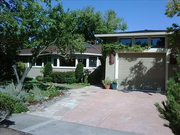 4th image of 6753 Crosby Ct