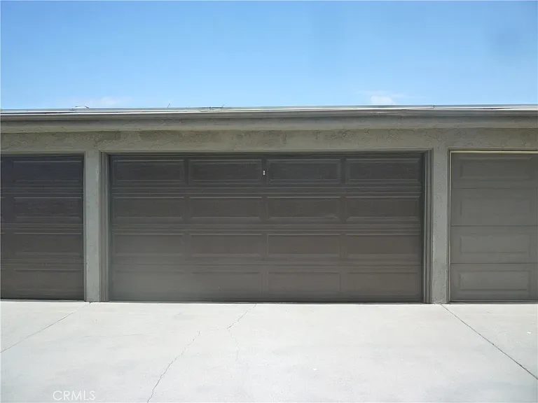 2317 Marshallfield Ln #B — Photo 33
