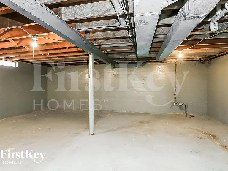 610 N Martin Ave — Photo 12