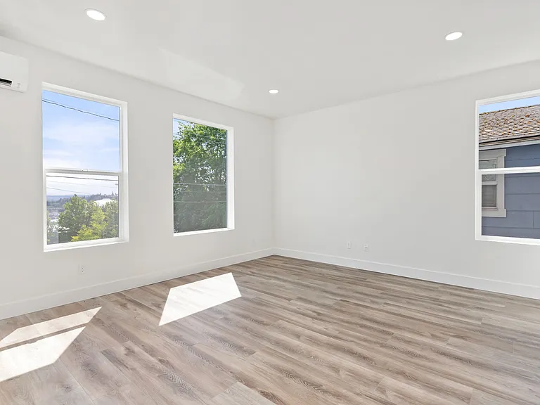 2367 Yakima Ave #D — Photo 19