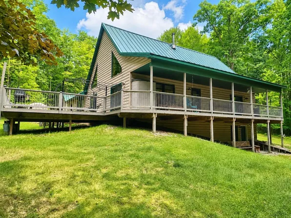 4910 Apple Dr, Farwell, MI 48622