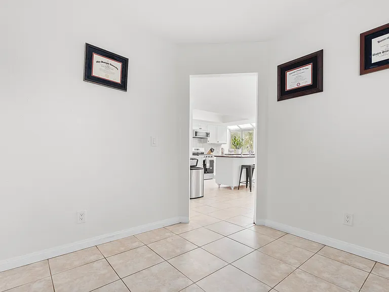 8337 Tide Pool Dr — Photo 14
