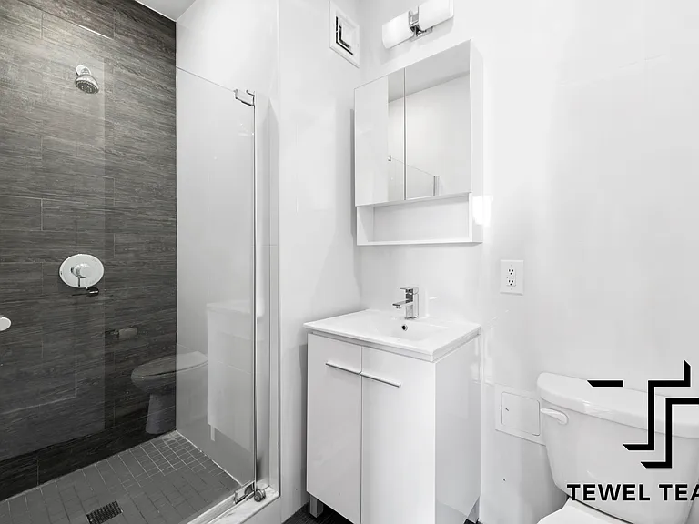 167 W 122nd St #2A — Photo 9
